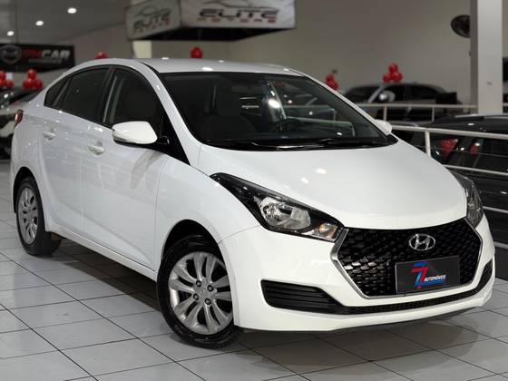 HYUNDAI HB20S 1.0 COMFORT PLUS 12V FLEX 4P MANUAL